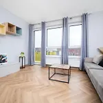 Apartment Wolczanska Pleasant By Bookinghost Lodz